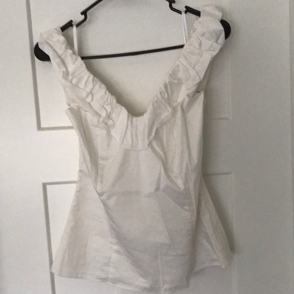 White and black market sleeveless top size 8